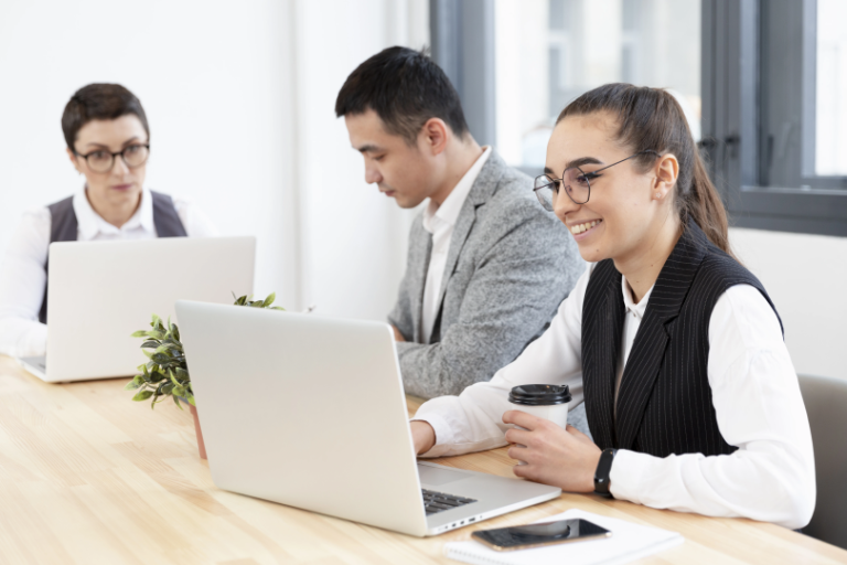 benefits of outsourcing SOC service