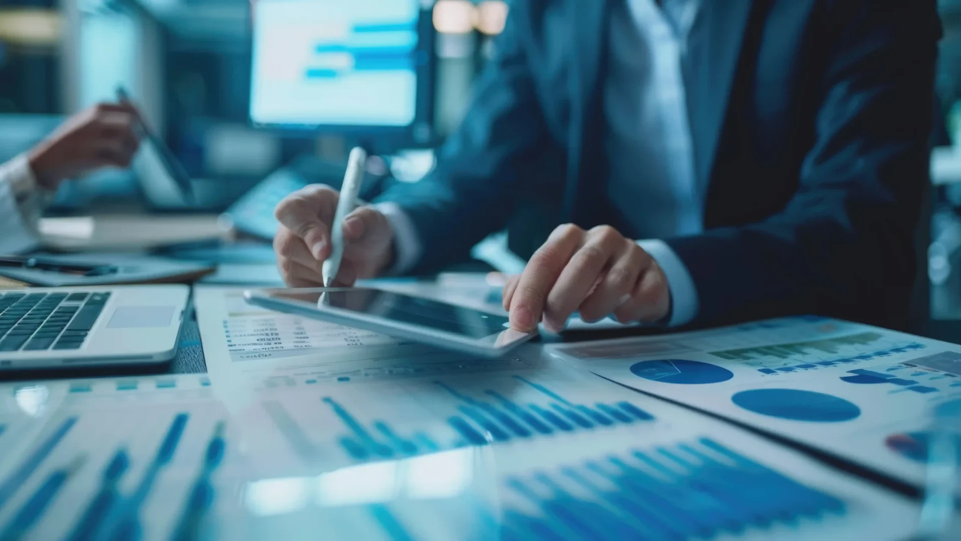 marketing-service-financial-collaboration-consulting-business-growth-copy